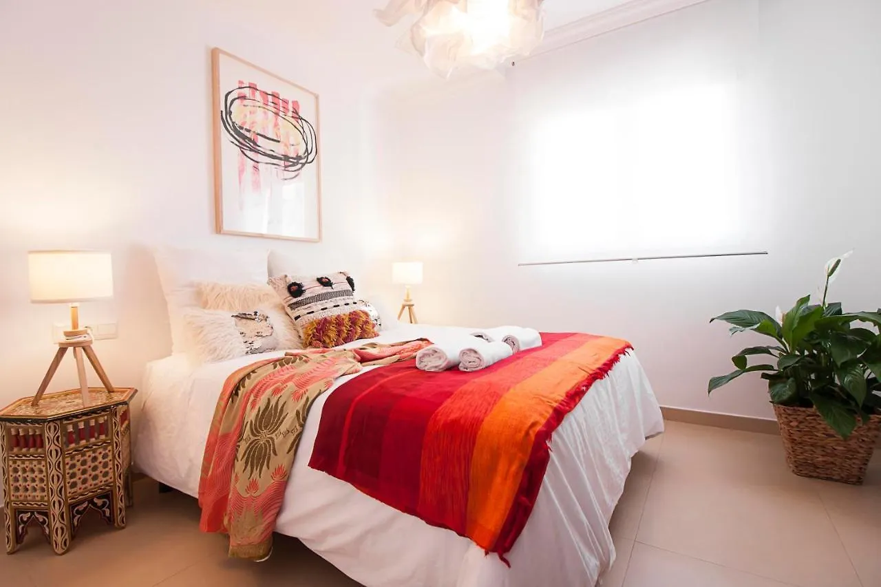 Malaga Center Flat Main Train Station Apartment